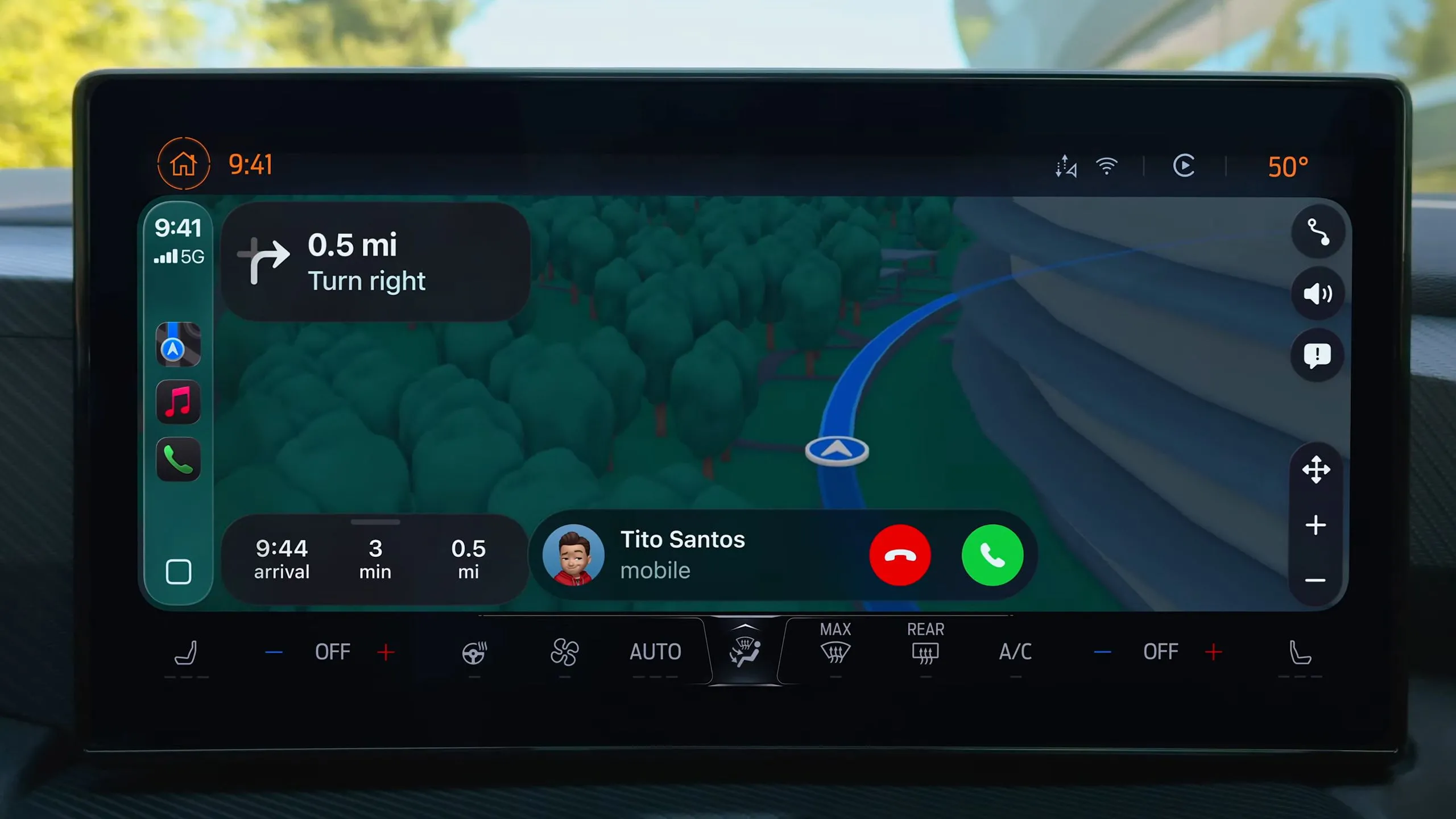 Giao diện CarPlay mới hiển thị thông báo cuộc gọi nhỏ gọn trên iOS 26.