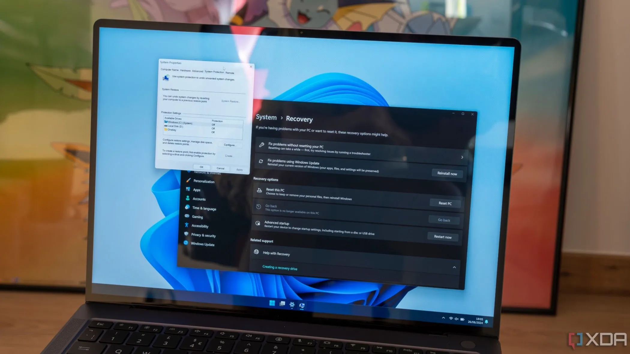 Giao diện ứng dụng Cài đặt (Settings) và Control Panel trên Windows 11