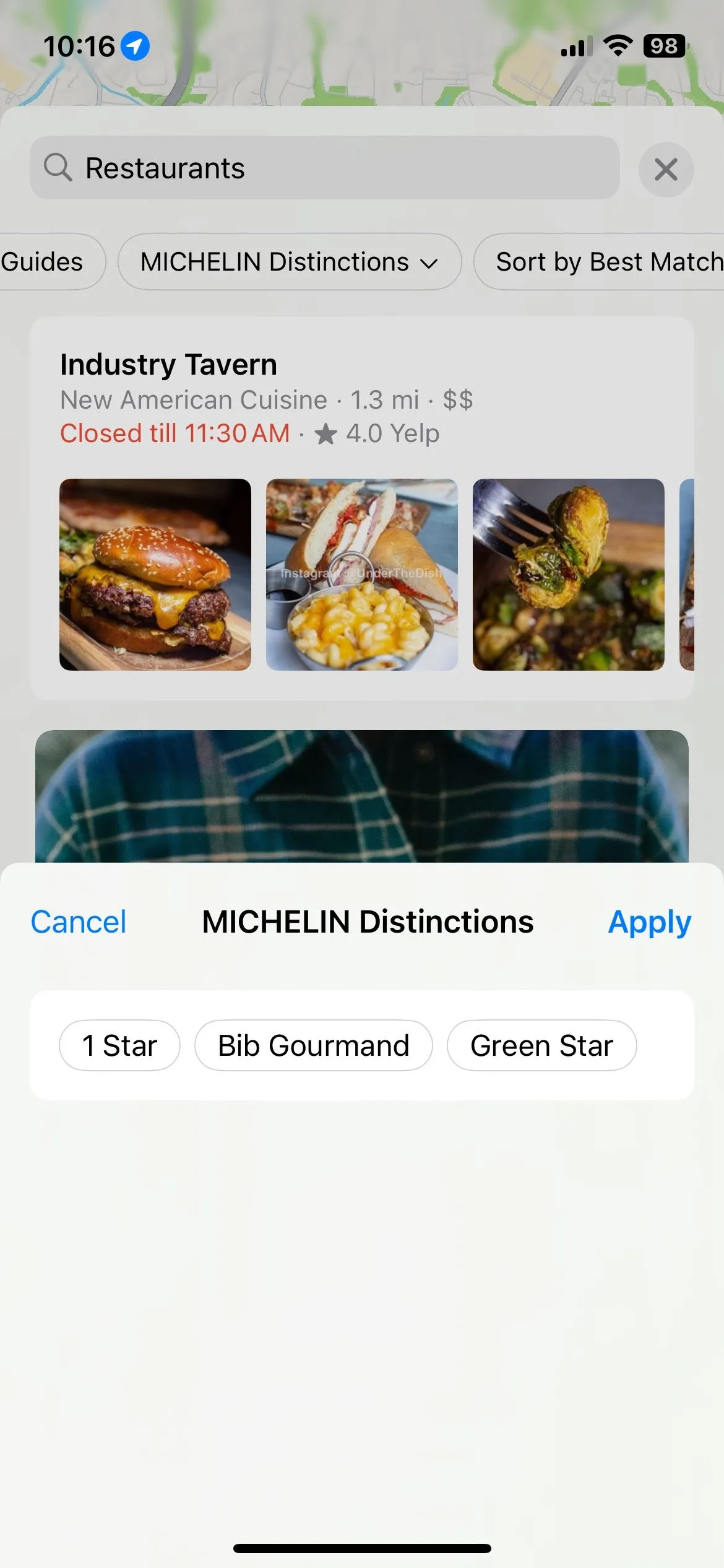 Tùy chọn lọc địa điểm theo tiêu chí Michelin Distinctions trong ứng dụng Apple Maps.
