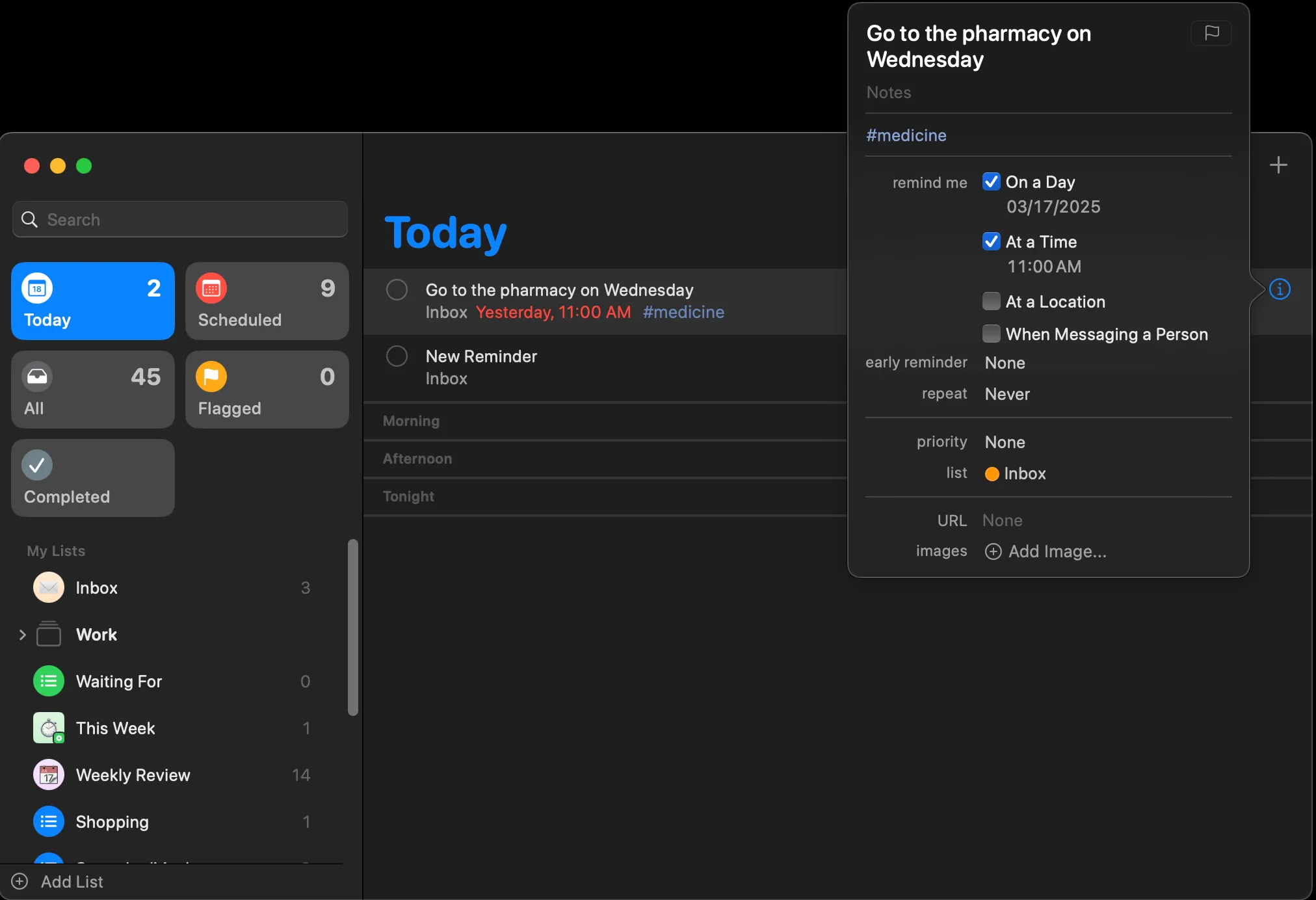 Cửa sổ Lời nhắc trên máy Mac hiển thị cách thêm thẻ vào tác vụ