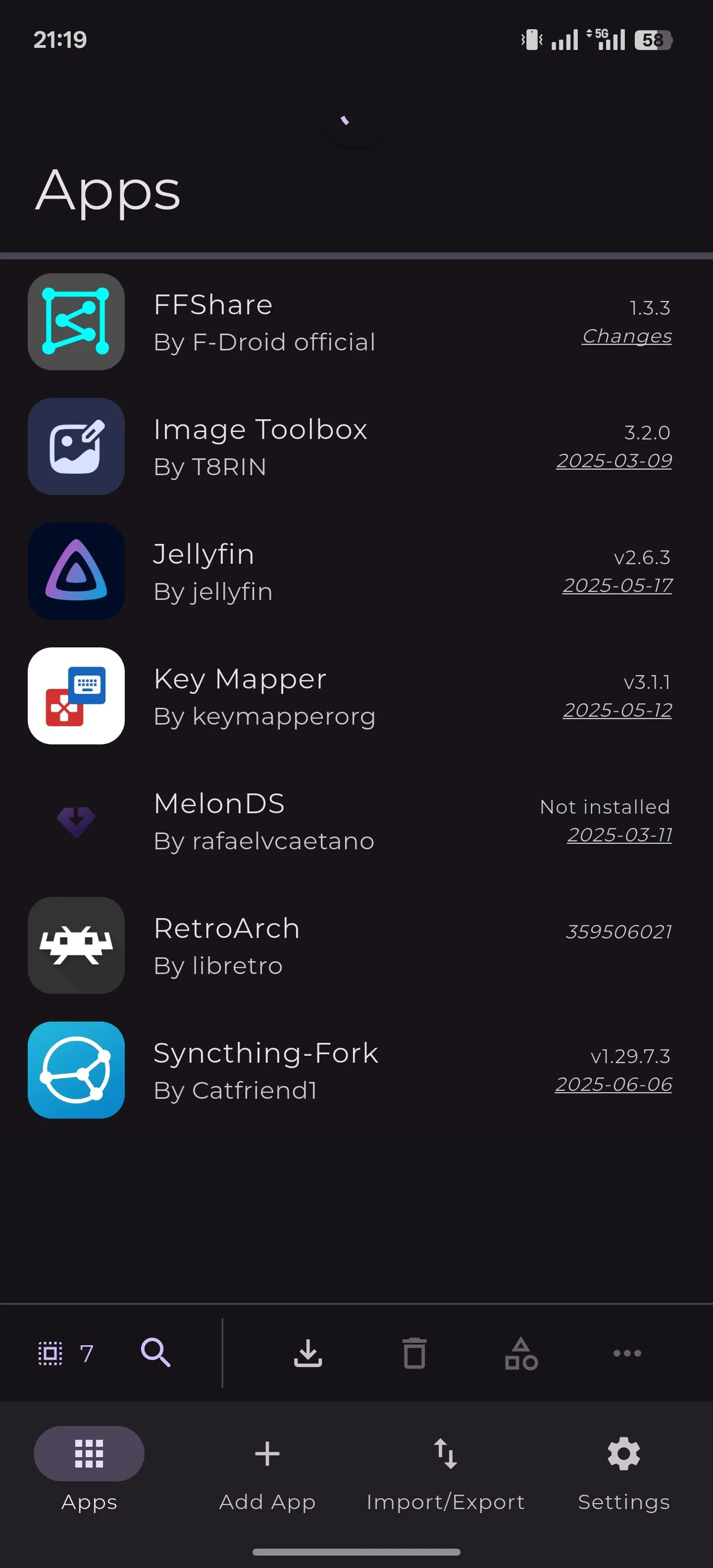 Danh sách ứng dụng đã thêm vào Obtainium trên Android