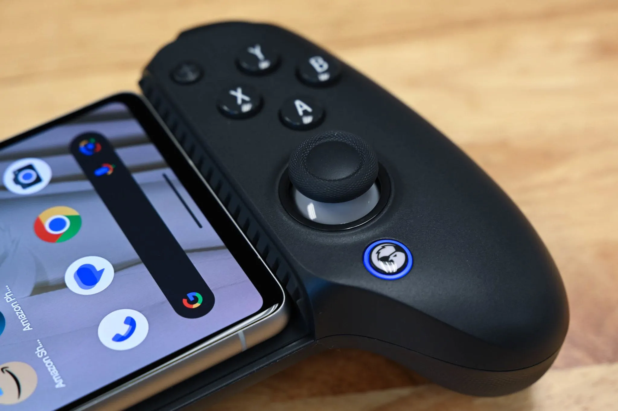 Đèn báo trên bộ điều khiển chơi game di động không dây Galileo G8+