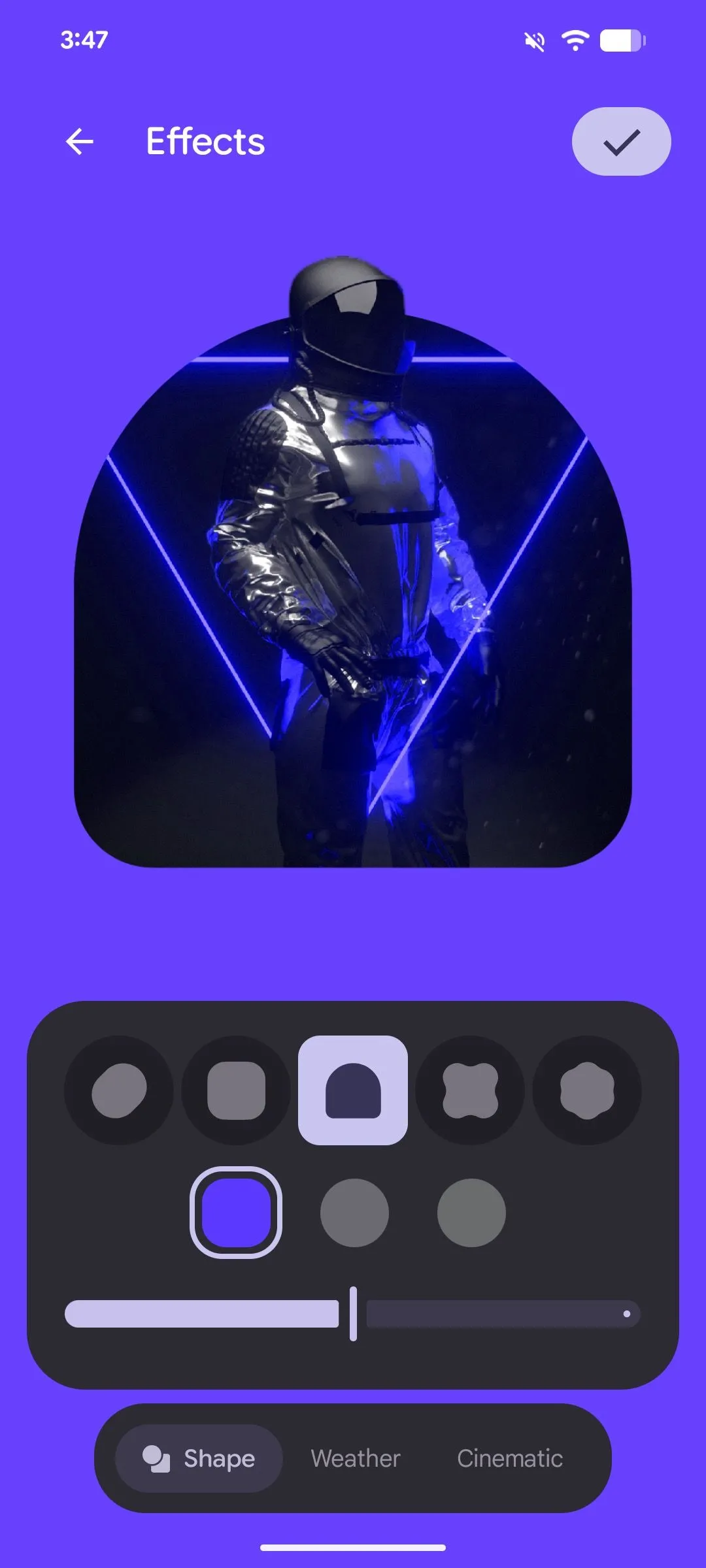 Điện thoại Android hiển thị hiệu ứng hình dạng hình chữ nhật bo tròn trên hình nền Android 16