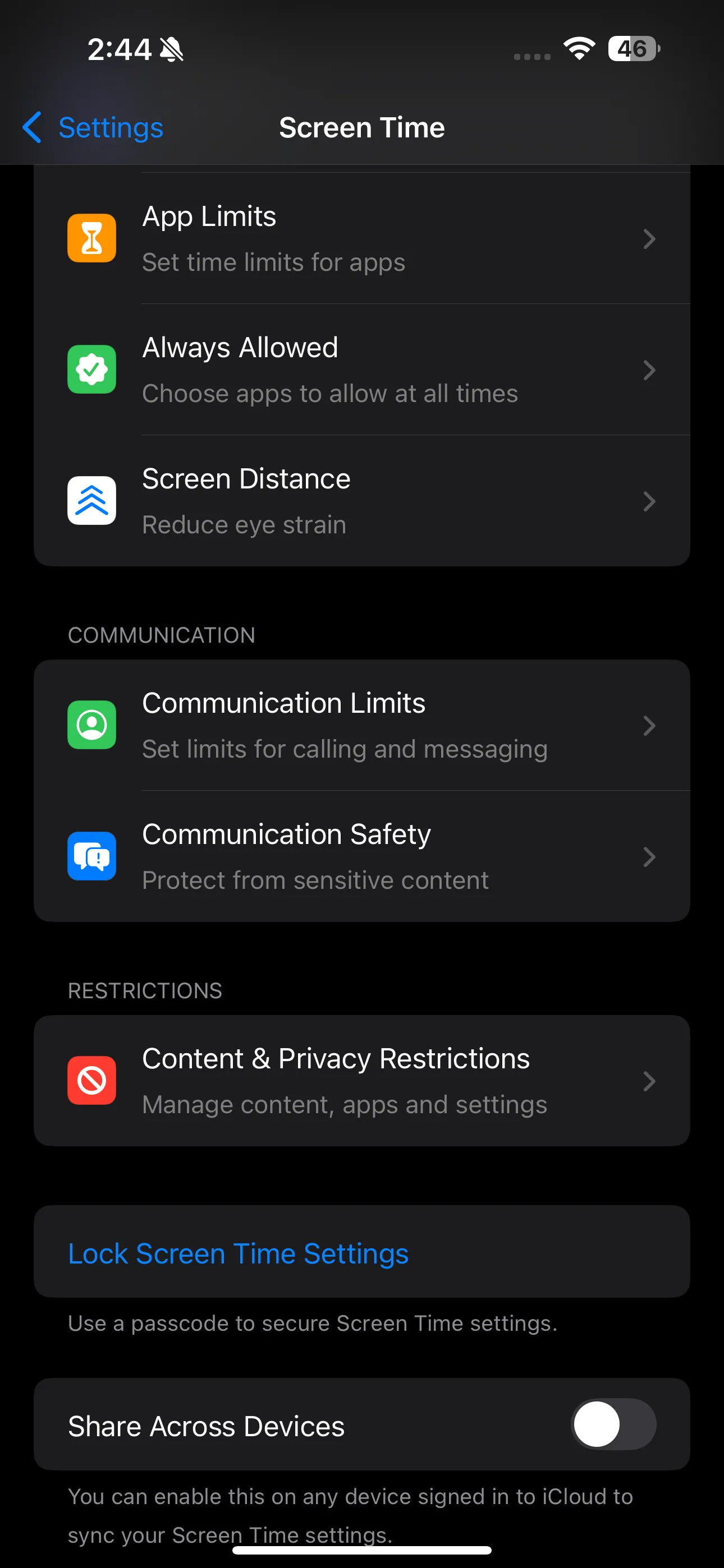 Giao diện cài đặt Thời gian sử dụng (Screen Time) trên iPhone với các tùy chọn quản lý thời gian.
