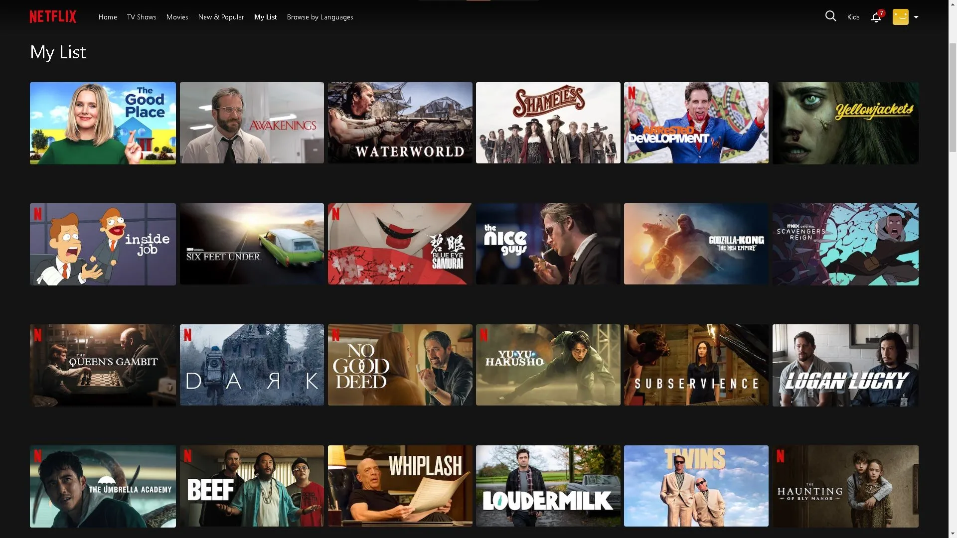 Giao diện danh sách "My List" trên Netflix hiển thị nhiều bộ phim và chương trình truyền hình đã được thêm vào