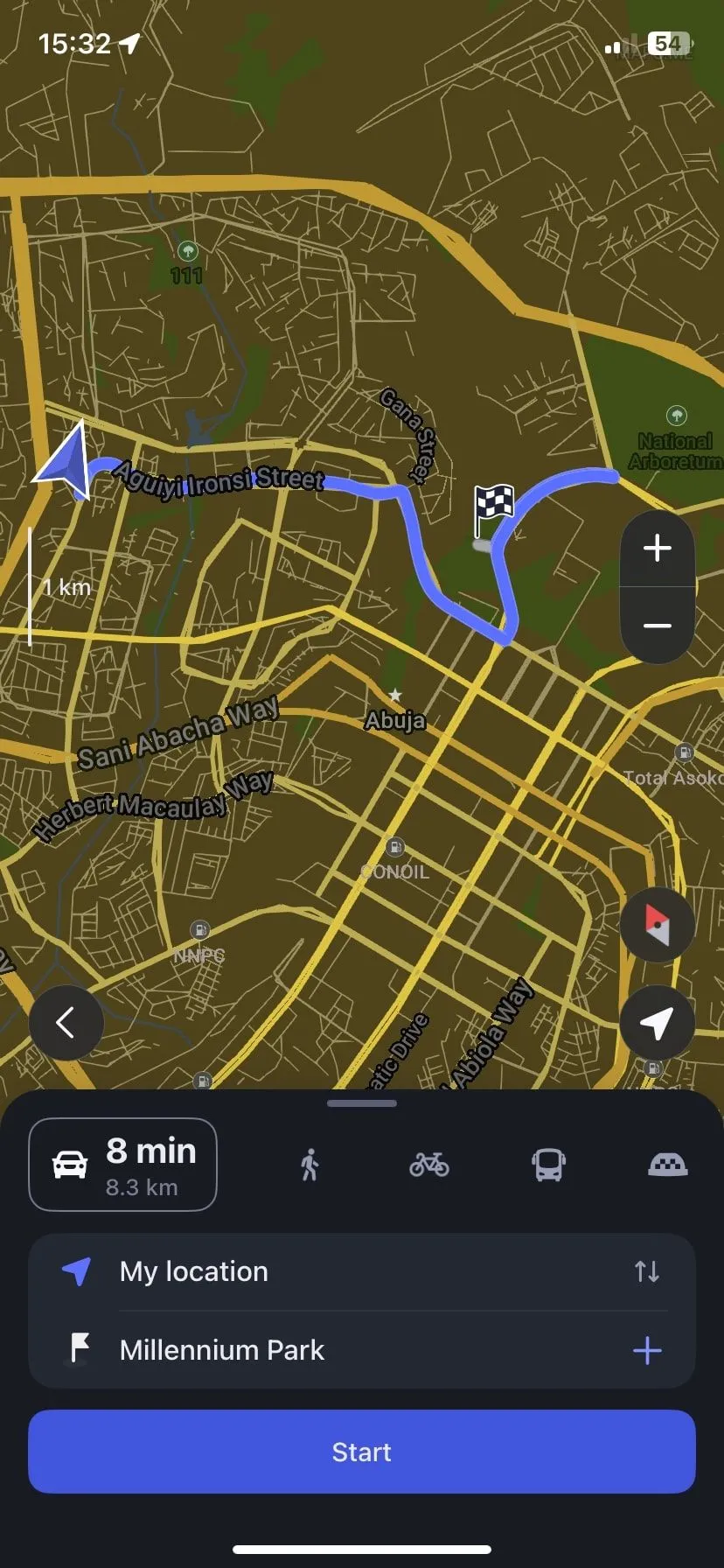 Giao diện định vị lộ trình xe hơi của MAPS.ME, cung cấp hướng dẫn rẽ chi tiết khi không có mạng.