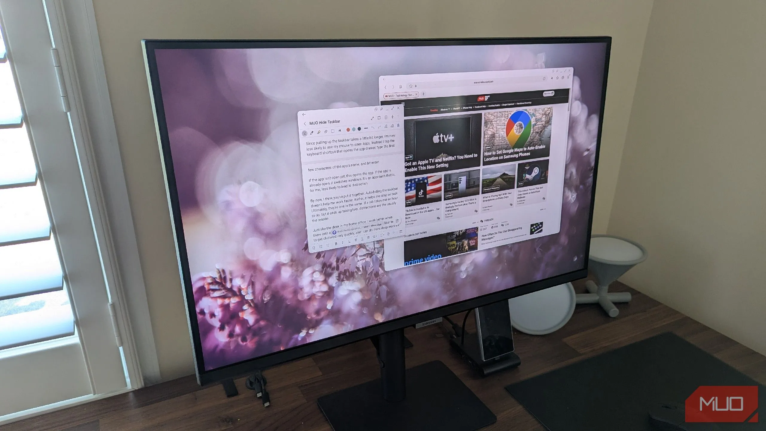 Giao diện Samsung DeX trên màn hình ngoài, minh họa khả năng làm việc như máy tính từ điện thoại gập.