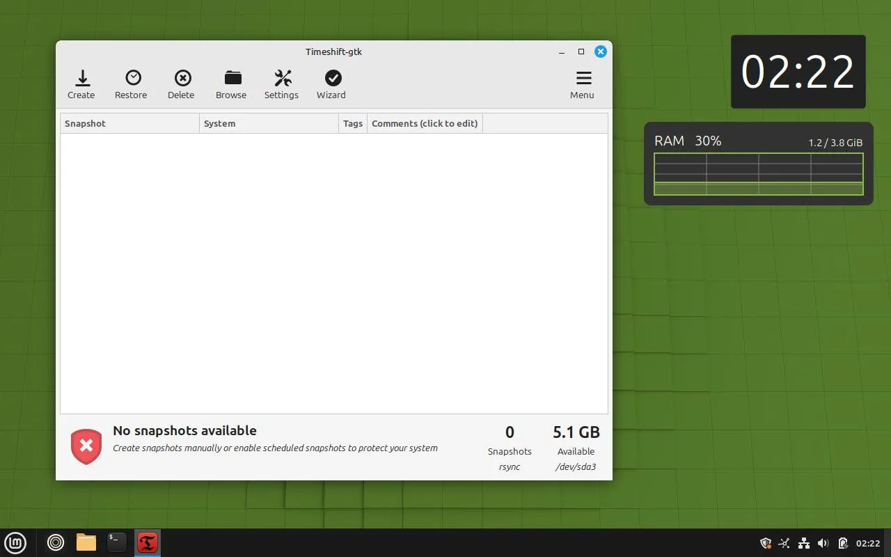 Giao diện Timeshift trên Linux Mint, hiển thị các tùy chọn quản lý và khôi phục ảnh chụp hệ thống hiệu quả
