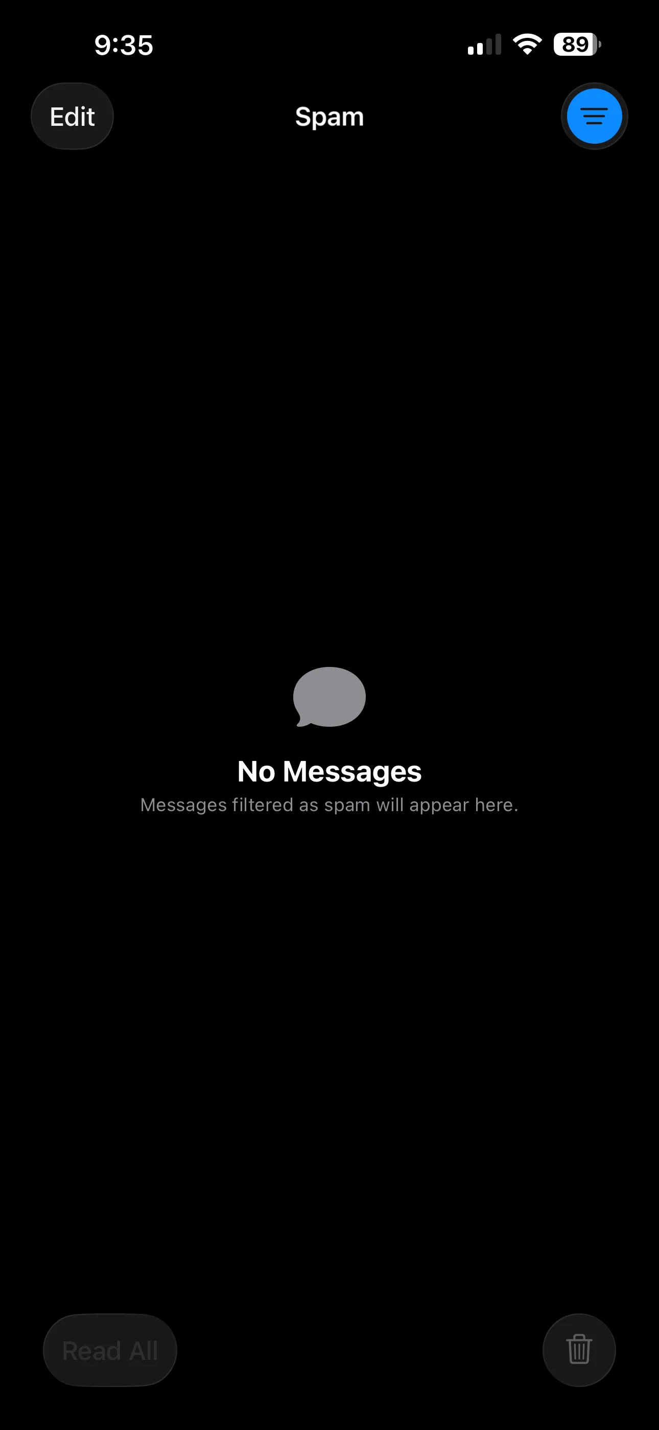 Giao diện ứng dụng Tin nhắn trên iOS 26 hiển thị tab tin nhắn rác đã được lọc