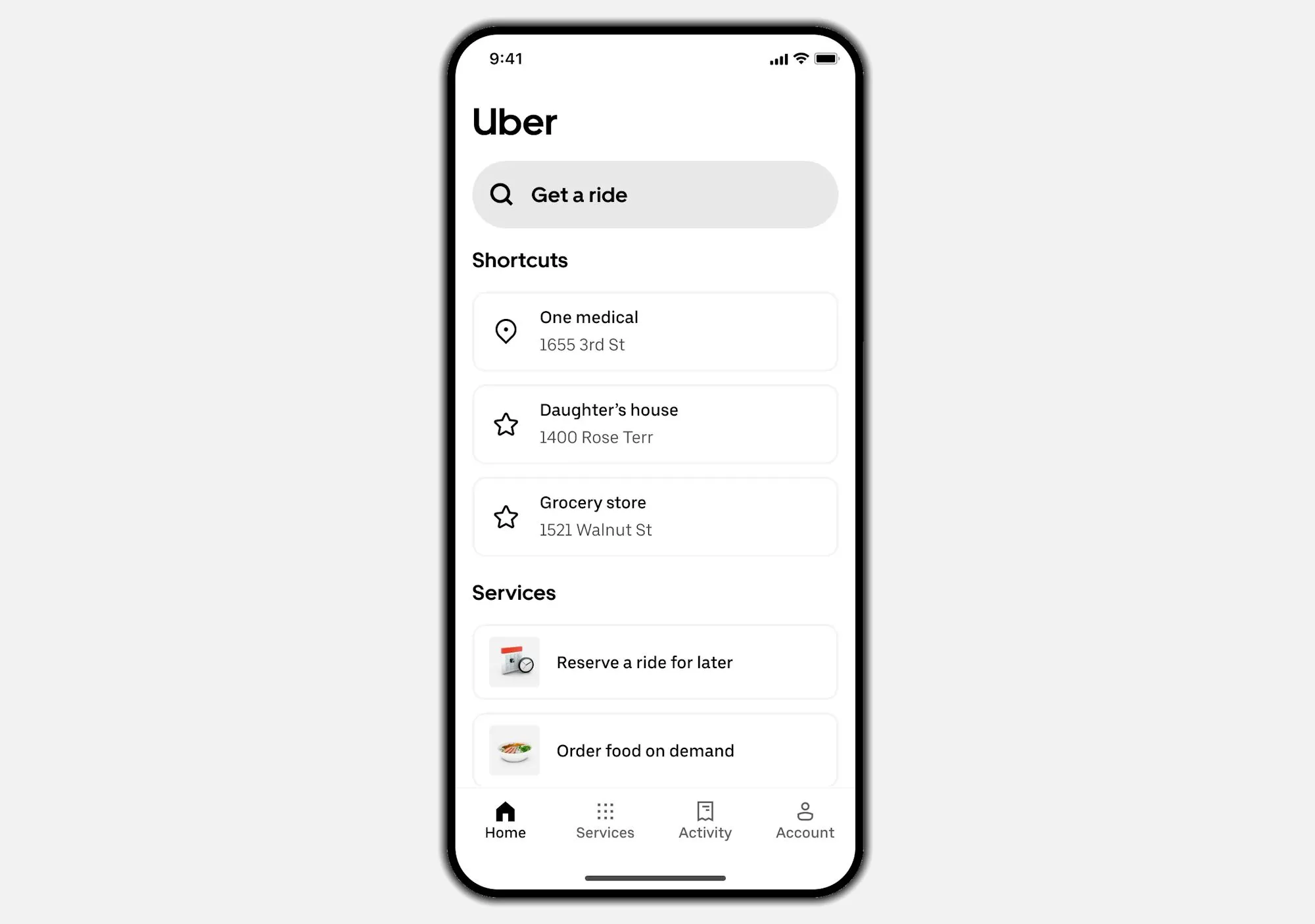Giao diện ứng dụng Uber đơn giản hóa với chữ lớn và các tùy chọn được tối giản.