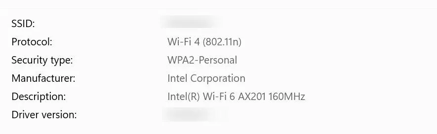Kiểm tra loại mã hóa bảo mật (ví dụ: WPA2-Personal) của mạng Wi-Fi đang kết nối trong thuộc tính mạng của Windows.