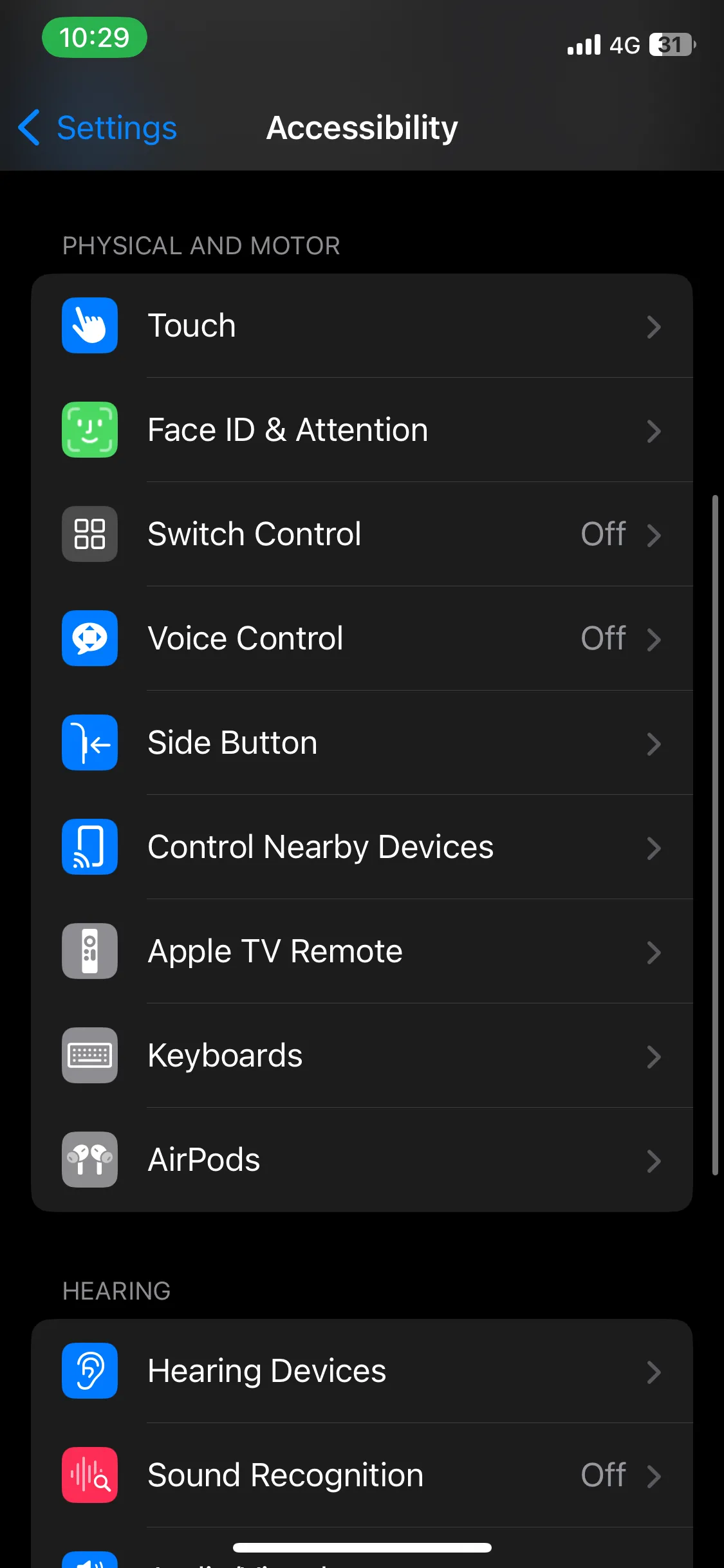 Màn hình cài đặt Trợ năng trong ứng dụng Cài đặt iOS, hiển thị tùy chọn cảm ứng để tối ưu hiệu năng iPhone.