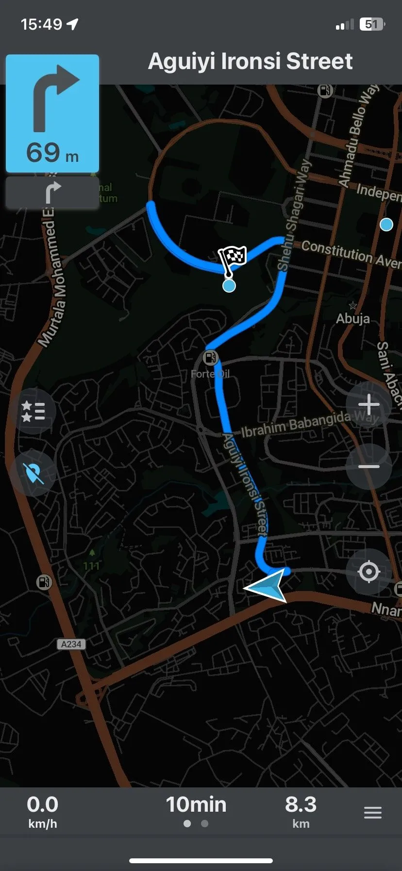 Màn hình định vị của Organic Maps, hiển thị lộ trình chi tiết cho việc di chuyển không cần internet, lý tưởng cho đi bộ đường dài.