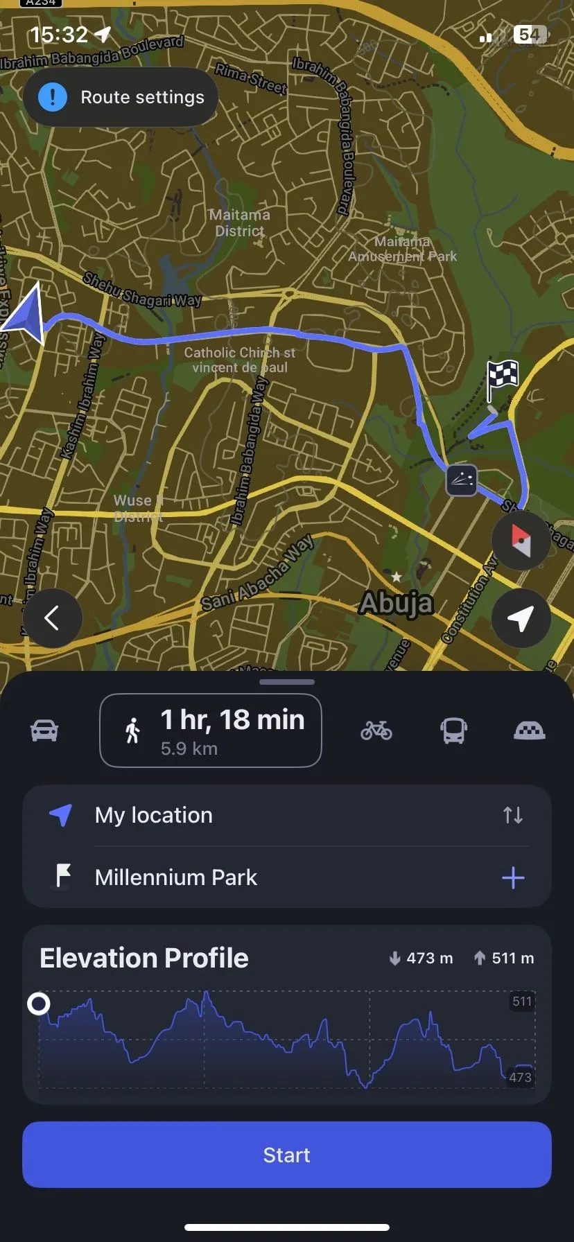 Màn hình định vị đi bộ trên MAPS.ME, ứng dụng bản đồ ngoại tuyến miễn phí và đáng tin cậy cho iPhone.