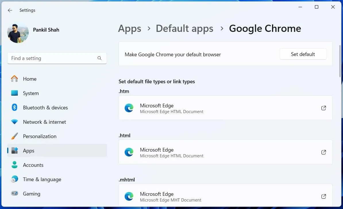 Menu cài đặt ứng dụng mặc định trong ứng dụng Cài đặt của Windows 11, nơi người dùng có thể thay đổi các ứng dụng mặc định.