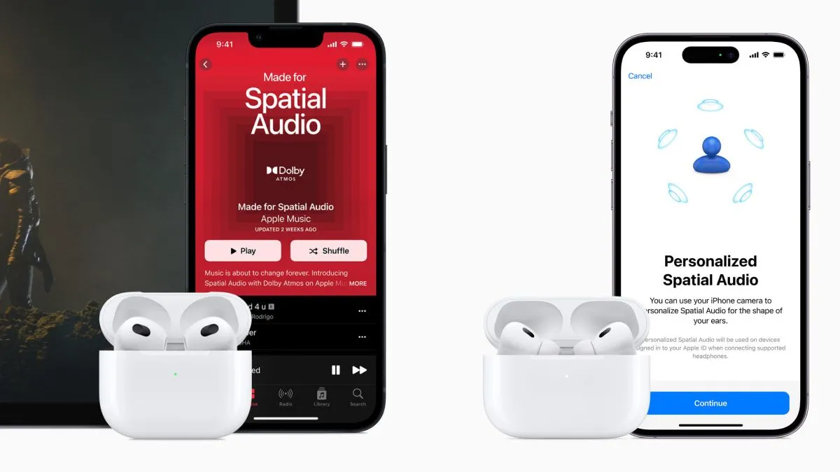 Tai nghe AirPods 3 và AirPods Pro 2 đặt cạnh iPhone 13 và iPhone 14 Pro, minh họa tính năng Âm thanh Không gian (Spatial Audio) của Apple Music.