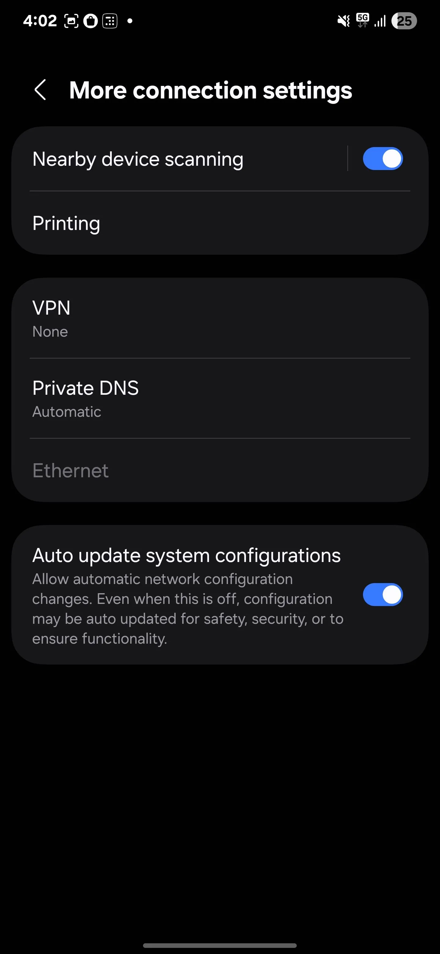 Tắt tính năng Quét thiết bị lân cận (Nearby Device Scanning) trên điện thoại Samsung để ngăn hao pin không cần thiết.