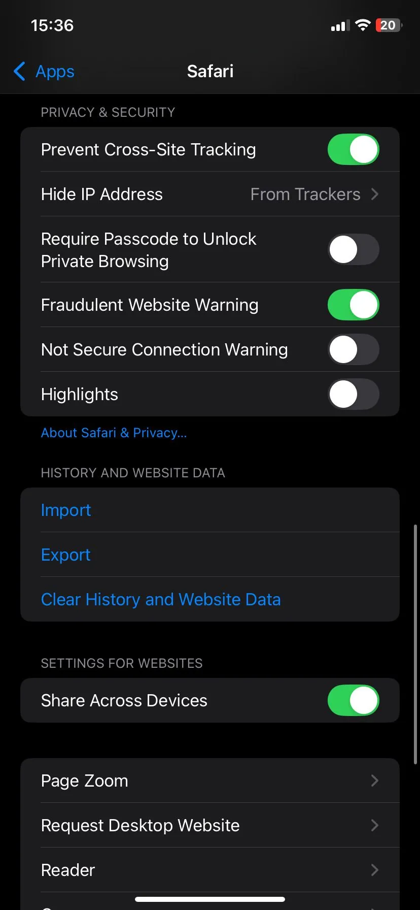 Trang cài đặt Safari trên iPhone, làm nổi bật tùy chọn 'Xóa Lịch sử và Dữ liệu Trang web'