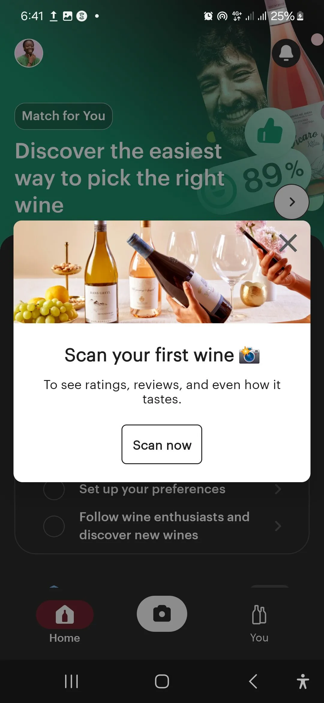Trang chủ của ứng dụng Vivino trên điện thoại di động, chuyên về nhận diện và đánh giá rượu vang